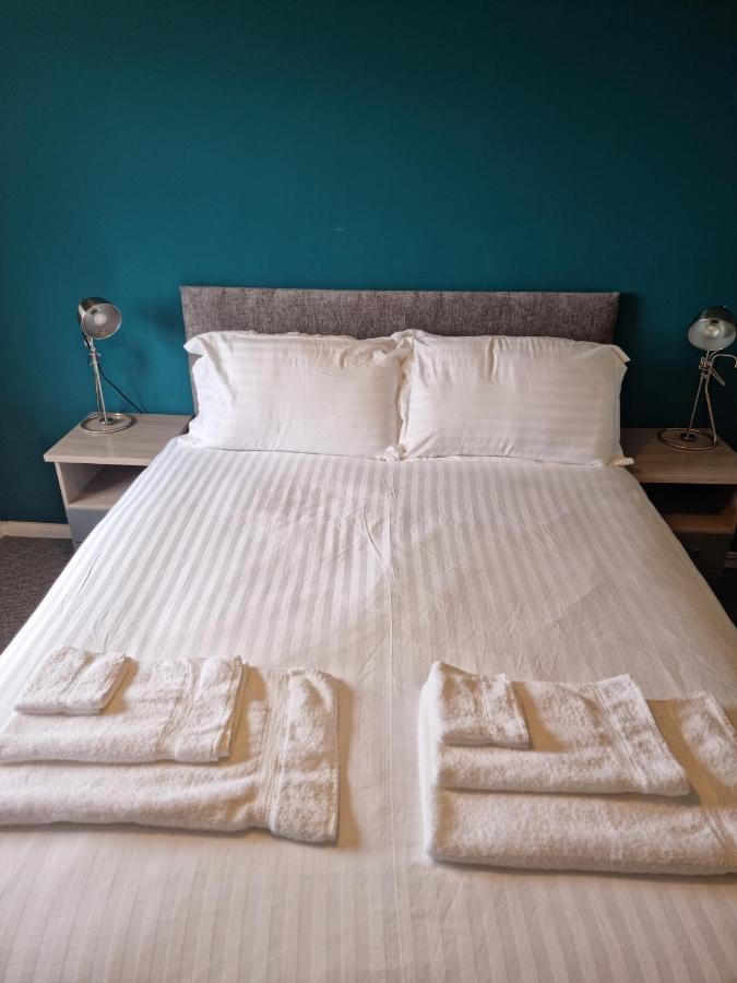 Lovely 2 Bedroom Serviced Apartment With Parking Mansfield Exterior foto