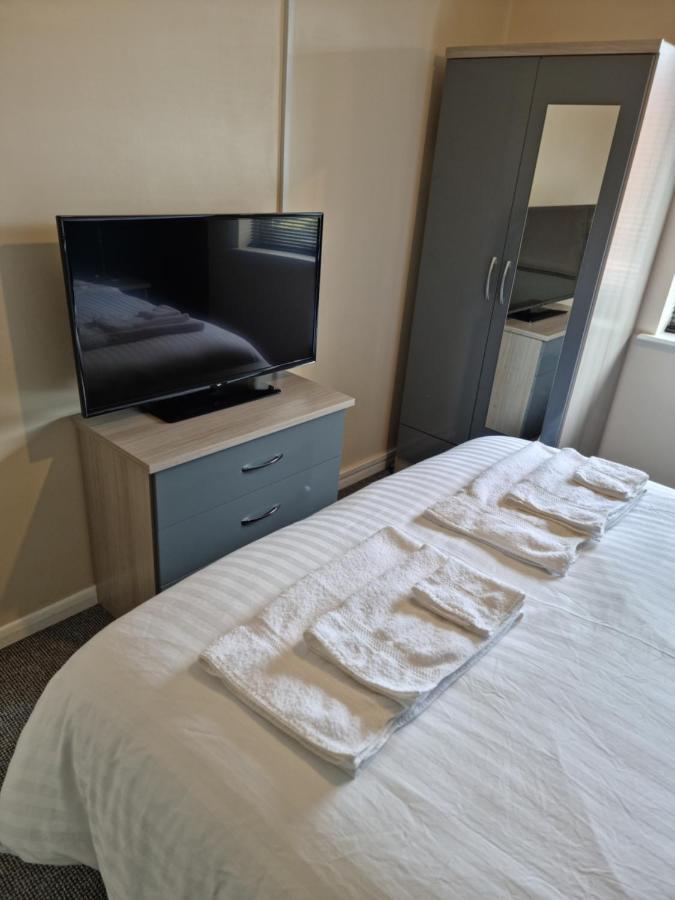 Lovely 2 Bedroom Serviced Apartment With Parking Mansfield Exterior foto